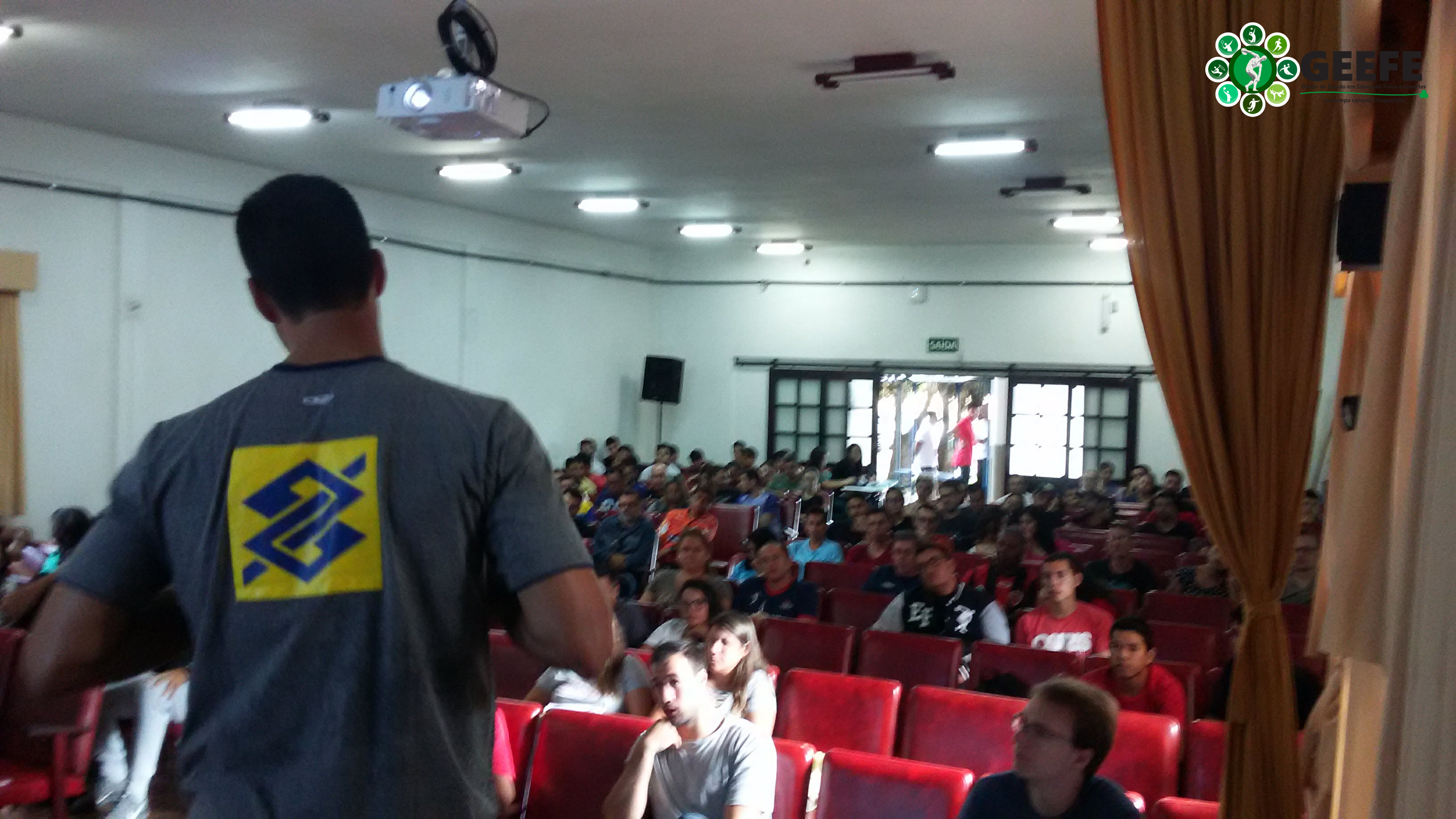 Palestra de voleibol: Novas atualizações das regras. 